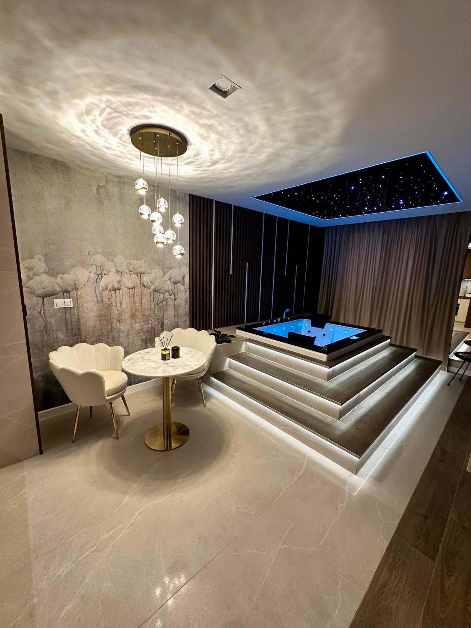 Masarska 8 Vip Apartamenty Jacuzzi Krakow Exterior photo